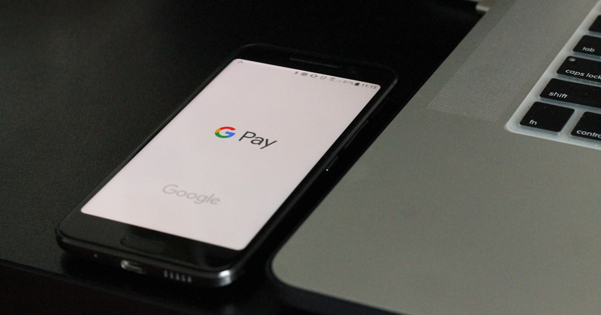 Investing in Technology: The Role of Fintech Apps